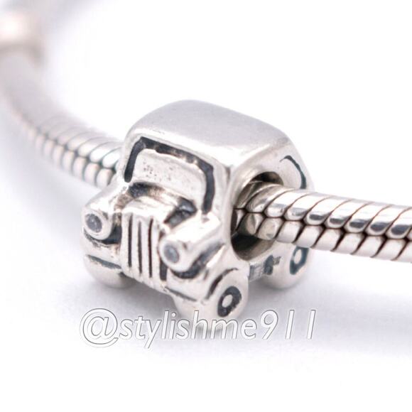 Authentic PANDORA Car Charm - 790405CZ - Picture 1 of 11